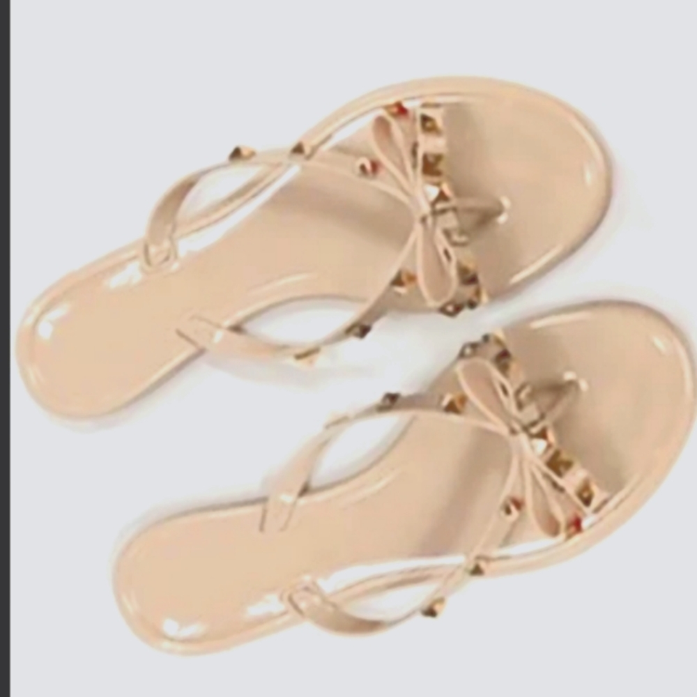 NWOT Nude Jelly Studded Flip Flops Valentino like (Unbranded)